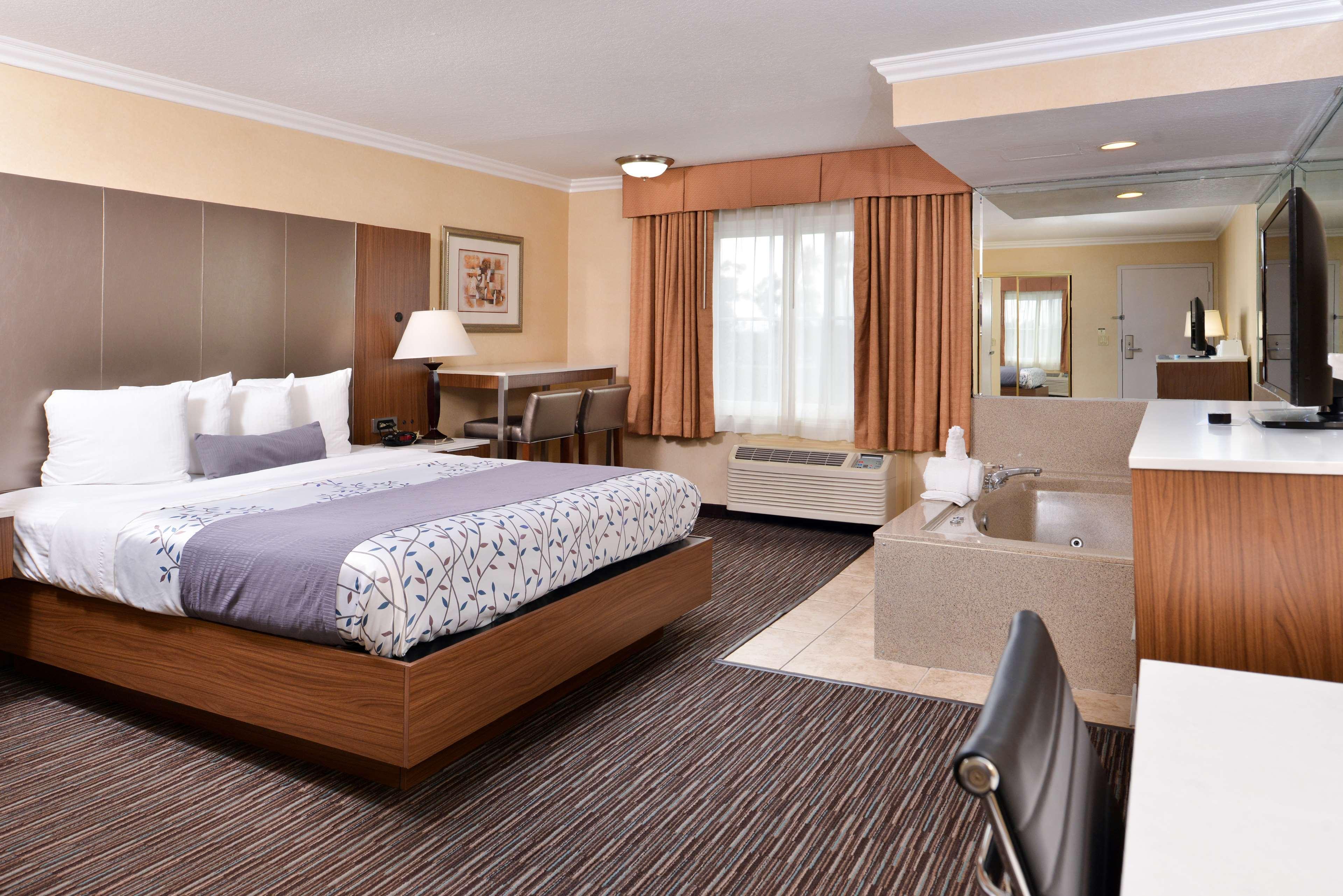 Best Western Airpark Hotel - Los Angeles Lax Airport Ингълуд Екстериор снимка
