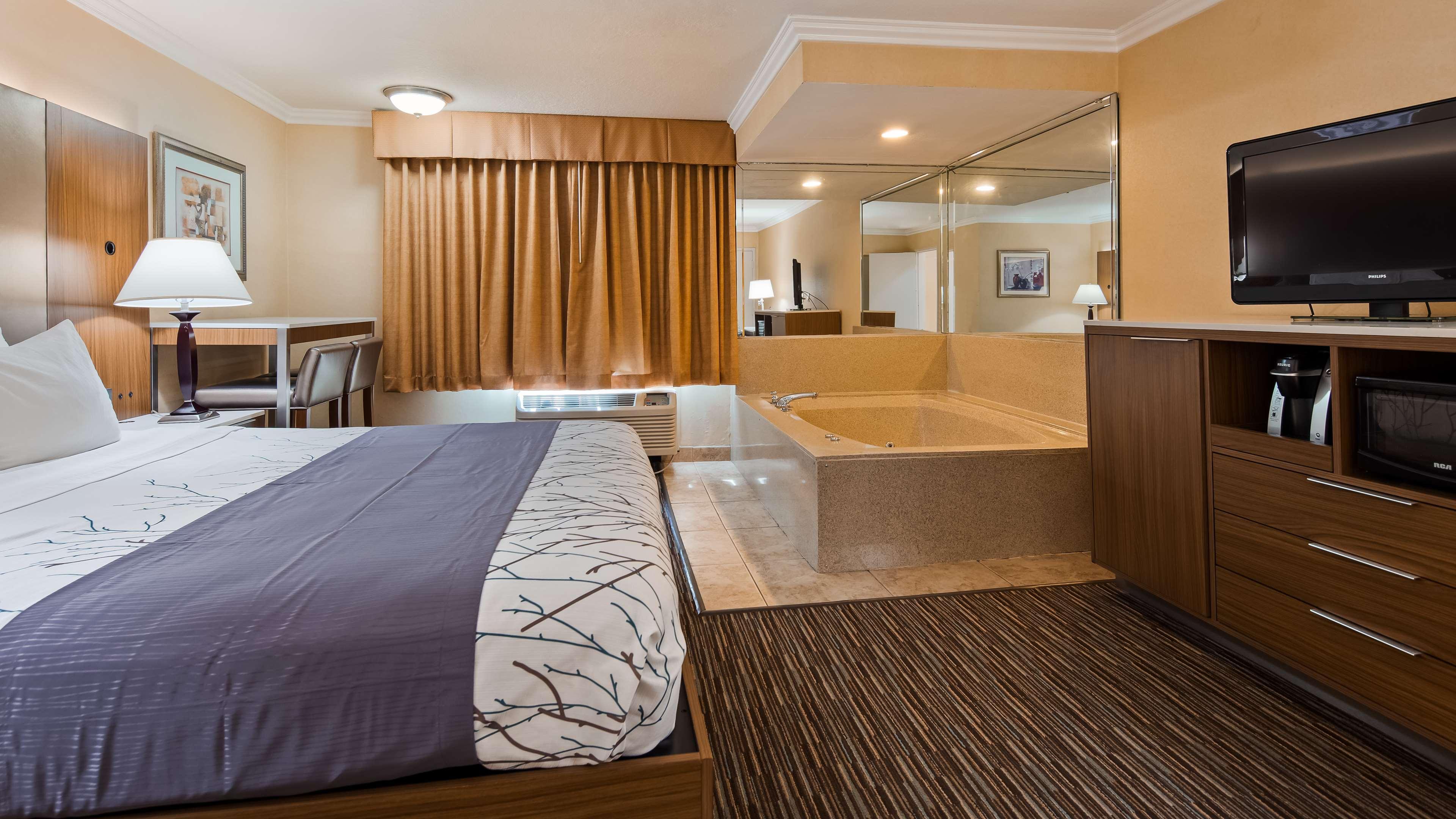 Best Western Airpark Hotel - Los Angeles Lax Airport Ингълуд Екстериор снимка