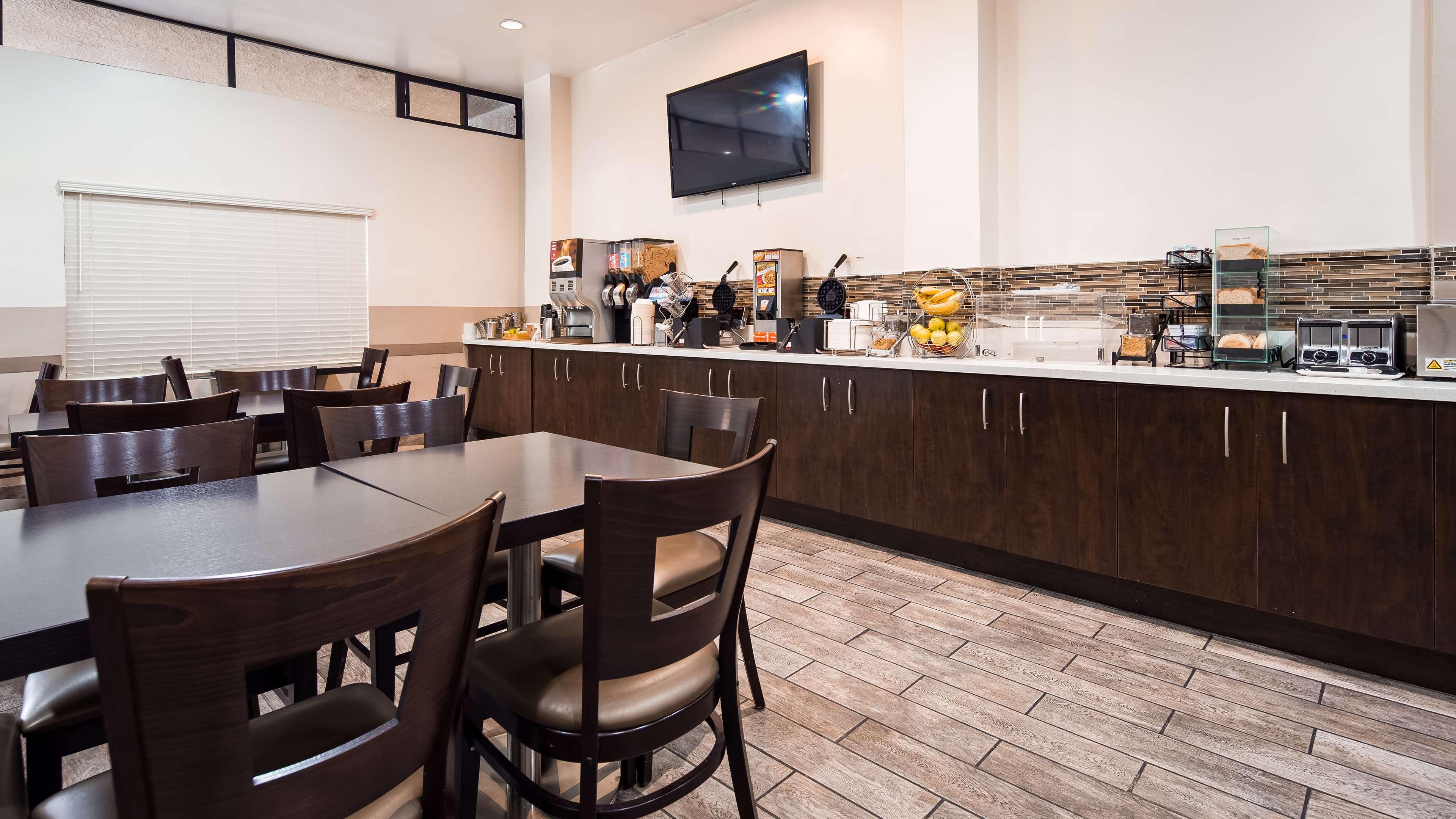 Best Western Airpark Hotel - Los Angeles Lax Airport Ингълуд Екстериор снимка