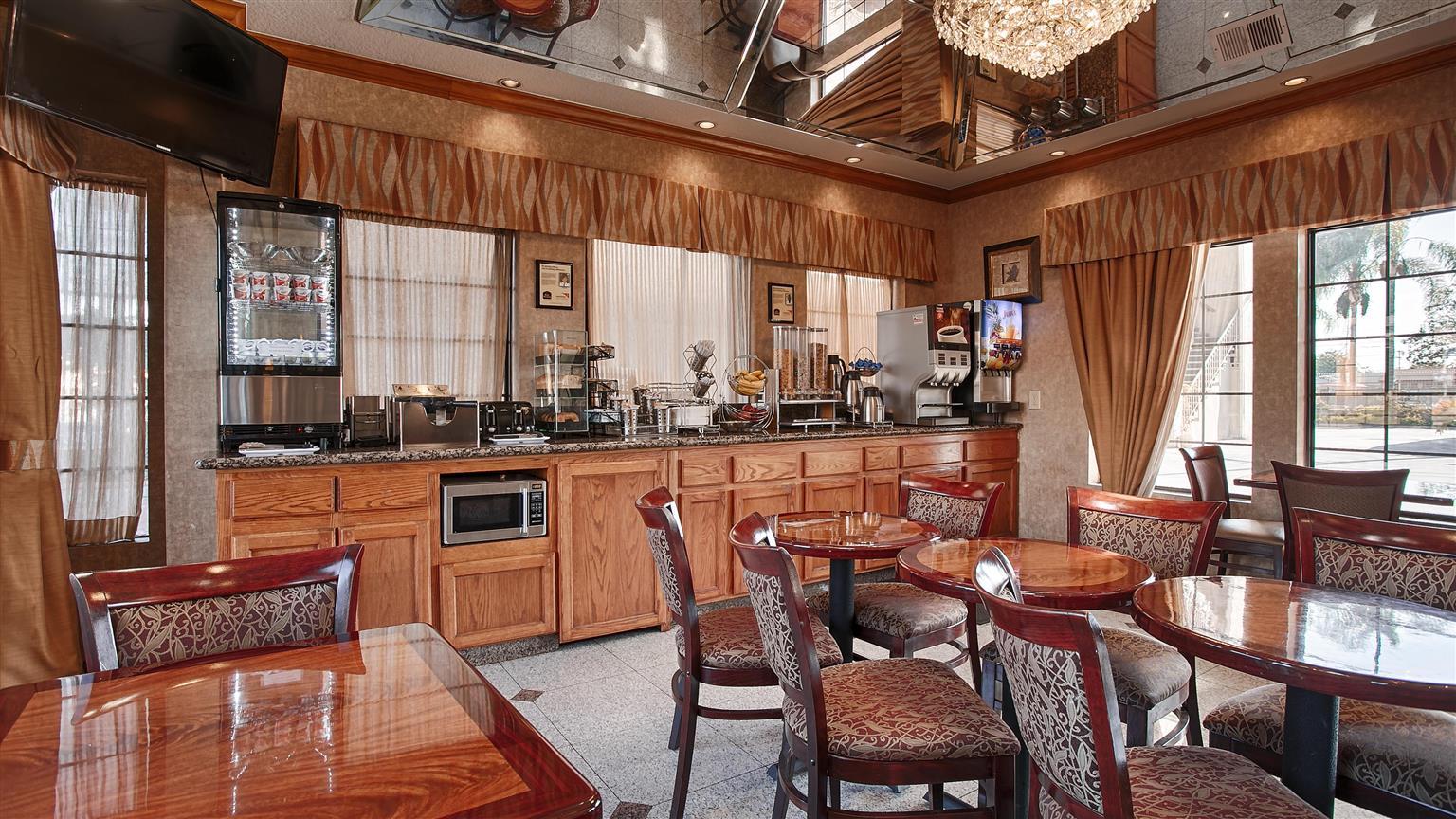 Best Western Airpark Hotel - Los Angeles Lax Airport Ингълуд Екстериор снимка