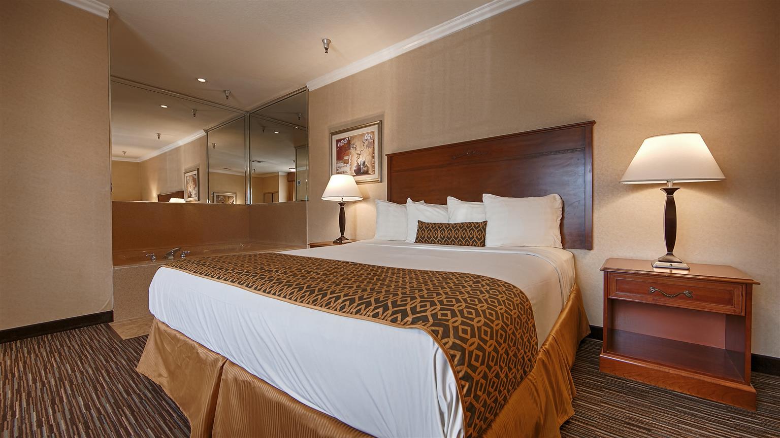 Best Western Airpark Hotel - Los Angeles Lax Airport Ингълуд Екстериор снимка